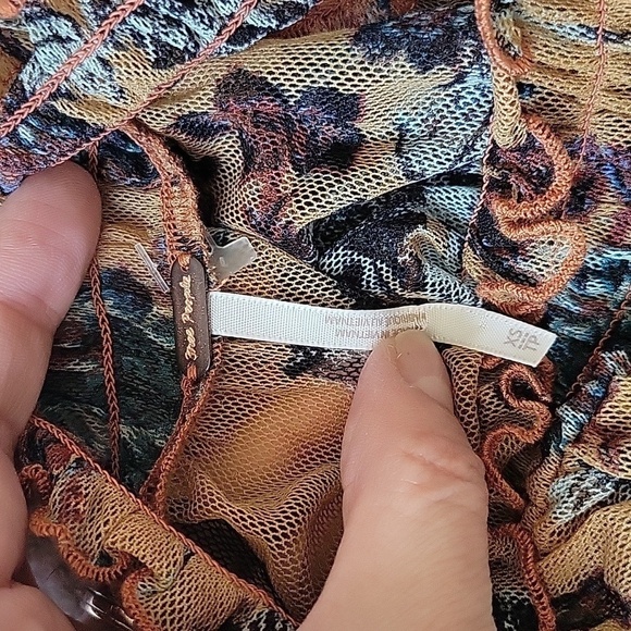 Free PEOPLE Hello There Sheer Top XS - Picture 5 of 9